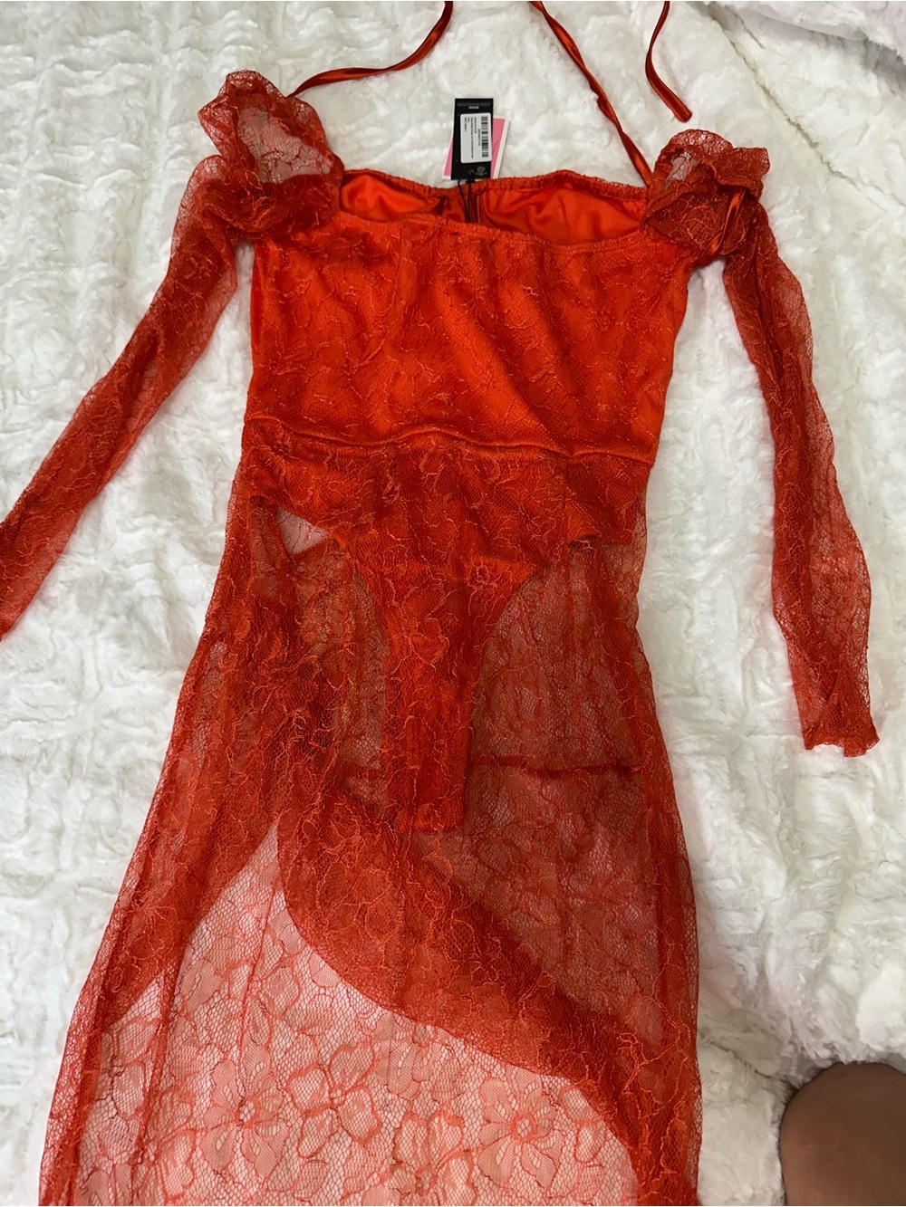 PrettyLittleThing Red Lace Long Sleeve Thigh Split Maxi Dress - Picture 3 of 5
